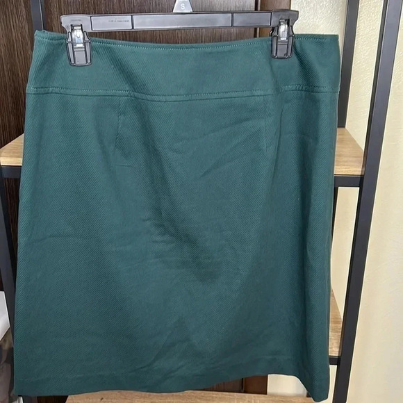 Talbots A-line Pencil Skirt Size 8 - Picture 2 of 6
